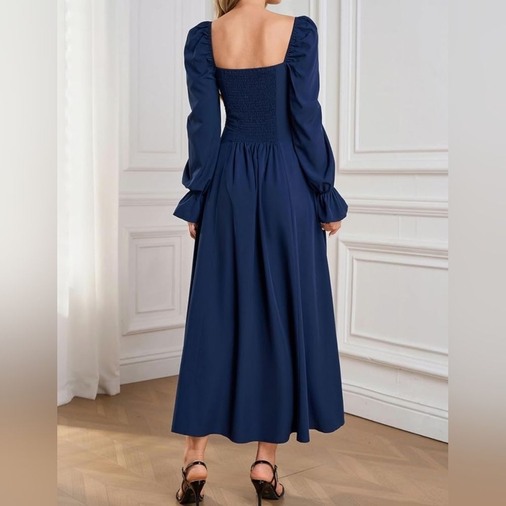 ☔️🩵⏭️NWT Blue Sweetheart Neck Long Sleeve Dress Medium - Picture 16 of 16